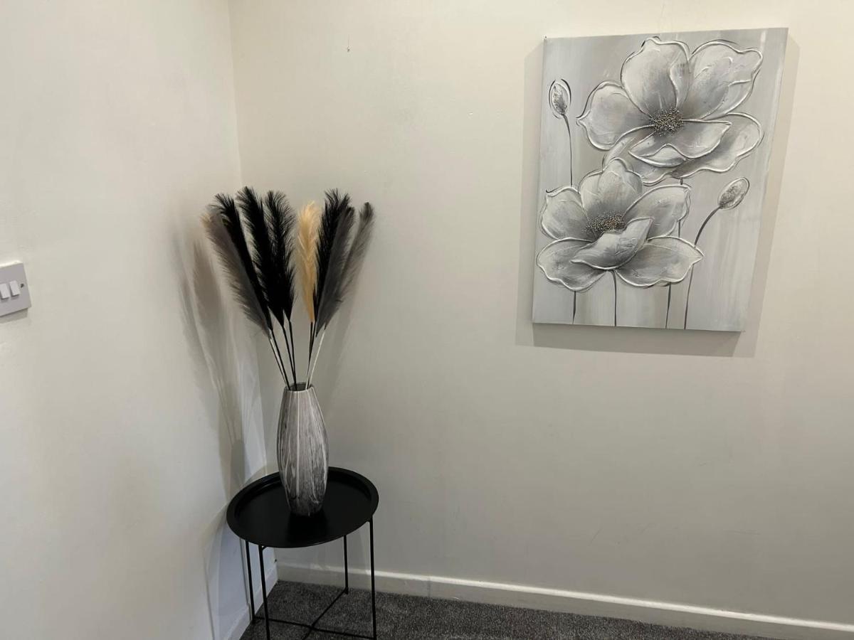 Light And Spacious Highcross Apartment Poulton-le-Fylde المظهر الخارجي الصورة