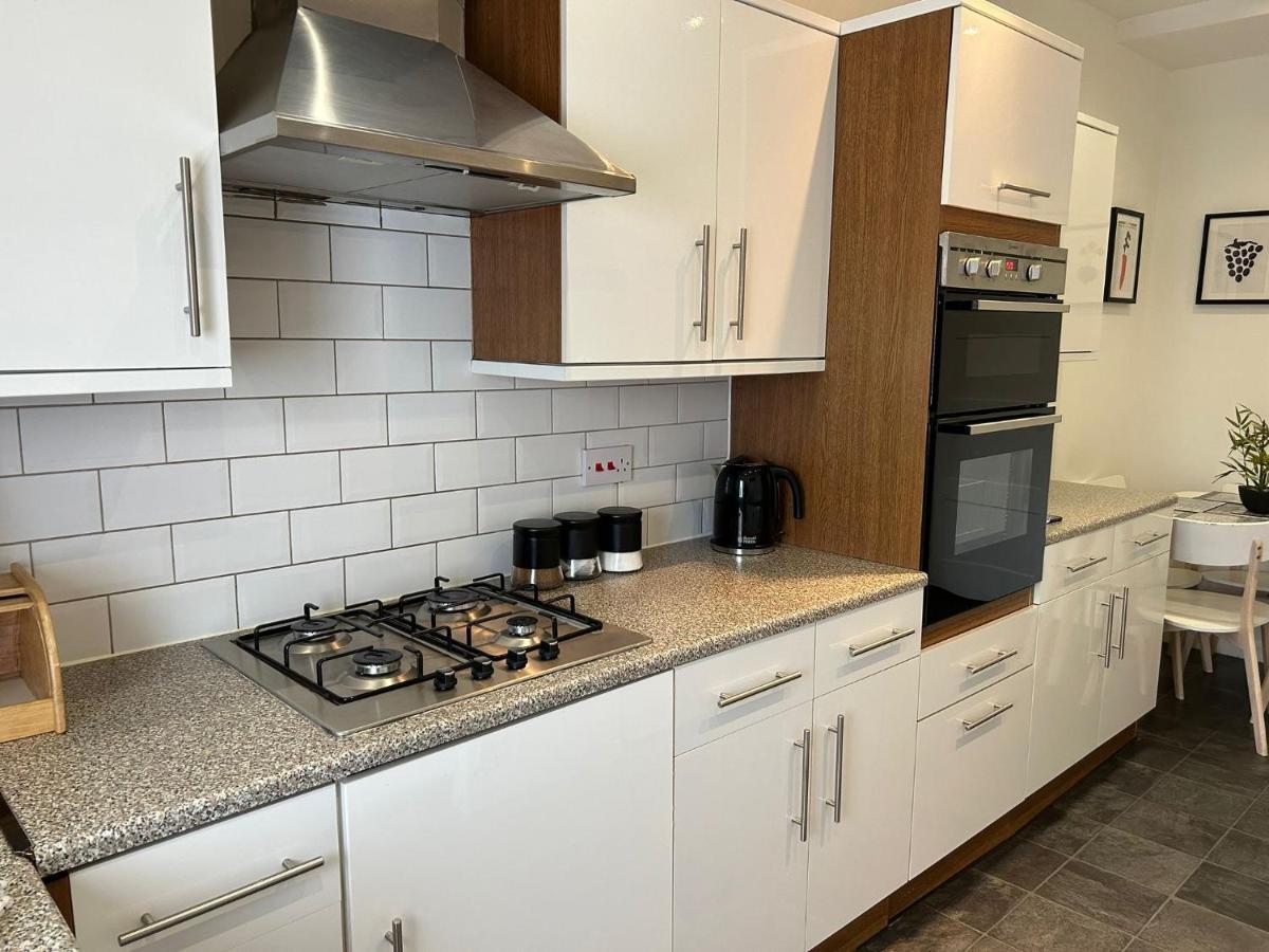 Light And Spacious Highcross Apartment Poulton-le-Fylde المظهر الخارجي الصورة